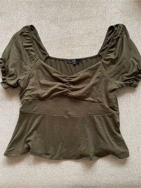 Vibe Olive Ruched Sweetheart Puff Sleeve Top
